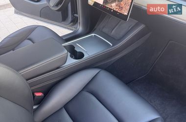 Внедорожник / Кроссовер Tesla Model Y 2022 в Ужгороде
