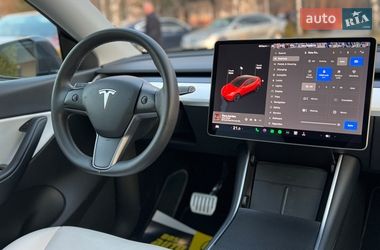Внедорожник / Кроссовер Tesla Model Y 2020 в Львове