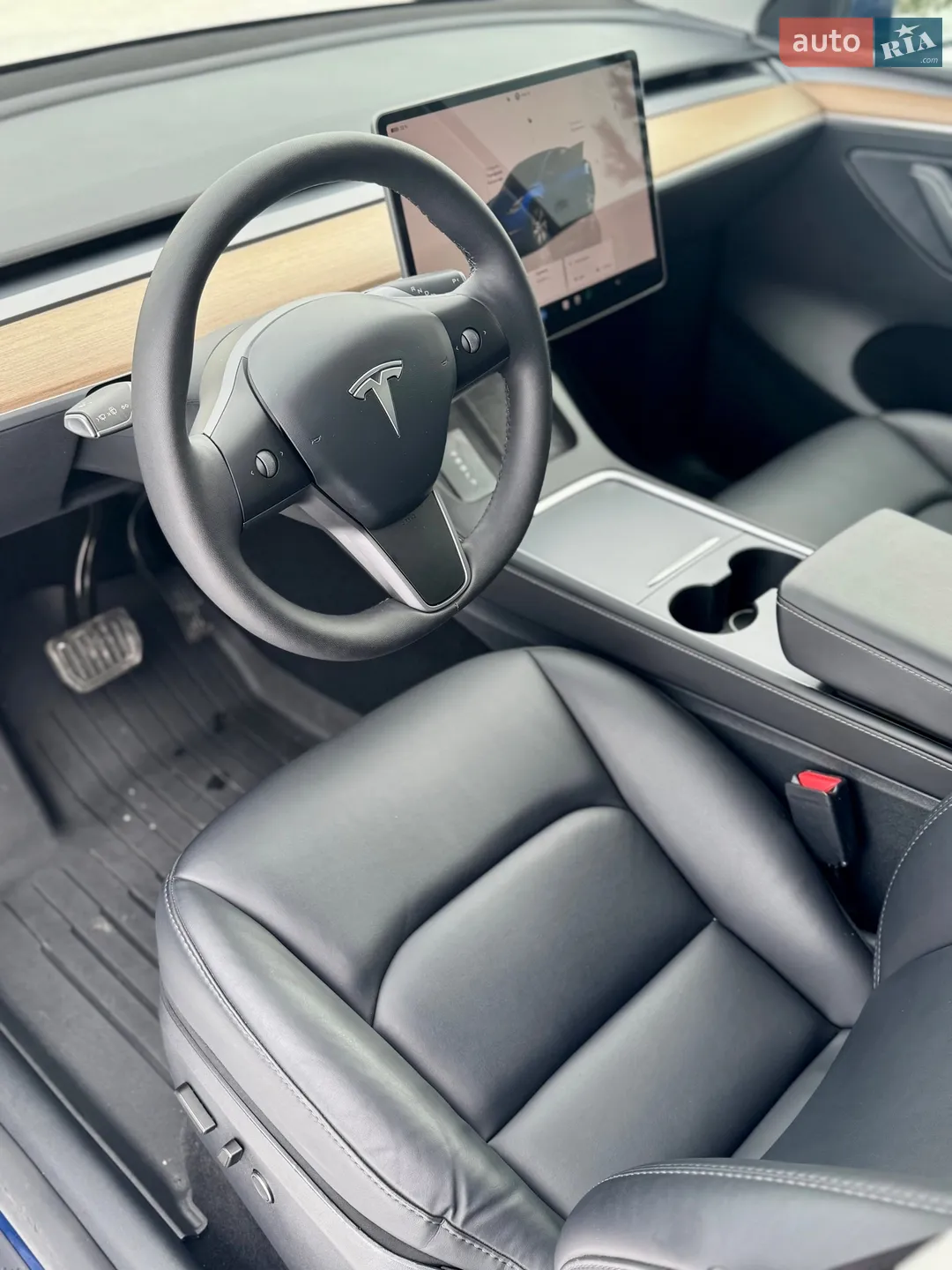 2024 Tesla Model Y - мініатюра 20