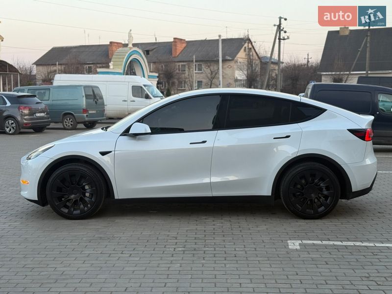Внедорожник / Кроссовер Tesla Model Y 2022 в Луцке