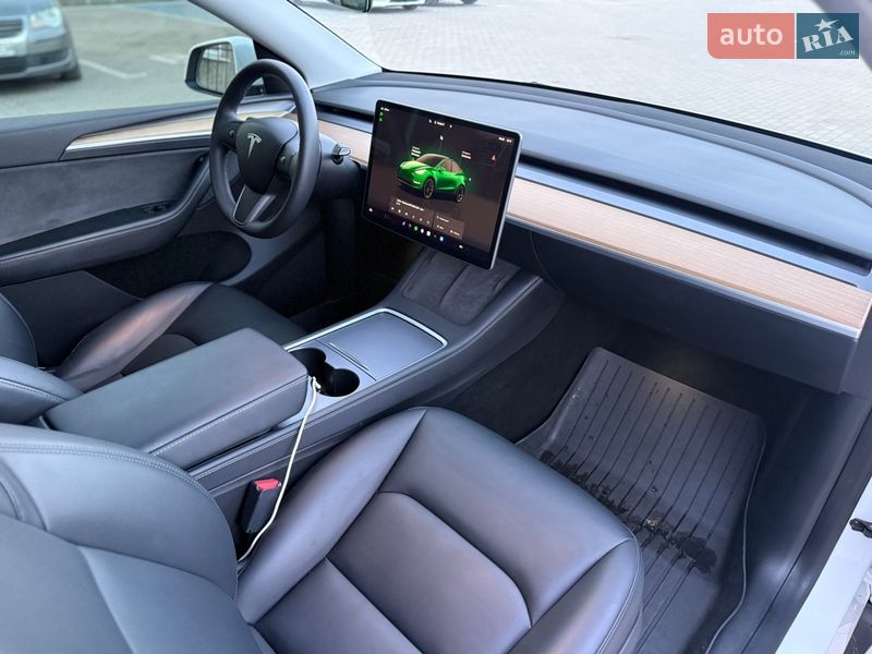 Внедорожник / Кроссовер Tesla Model Y 2022 в Луцке