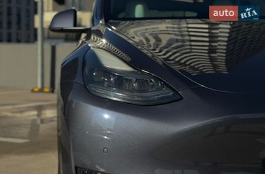 Позашляховик / Кросовер Tesla Model Y 2022 в Києві фото 42 Позашляховик / Кросовер Tesla Model Y 2022 в Києві