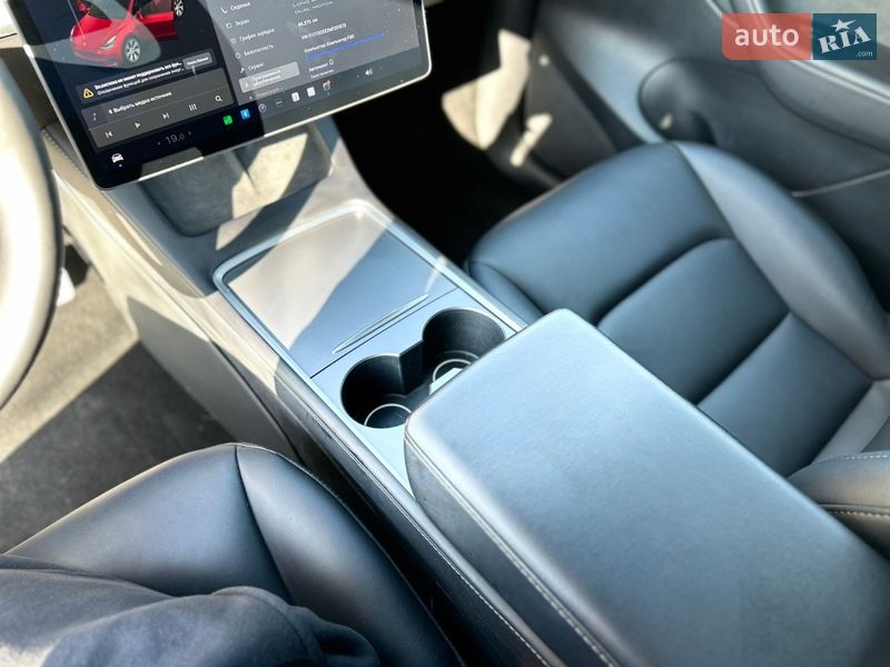 Позашляховик / Кросовер Tesla Model Y 2021 в Львові фото 28 Позашляховик / Кросовер Tesla Model Y 2021 в Львові
