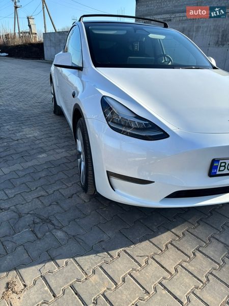 Позашляховик / Кросовер Tesla Model Y 2023 в Тернополі