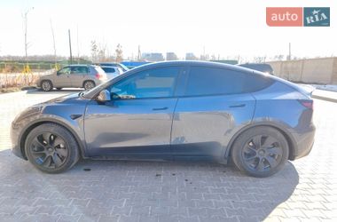 Внедорожник / Кроссовер Tesla Model Y 2021 в Киеве