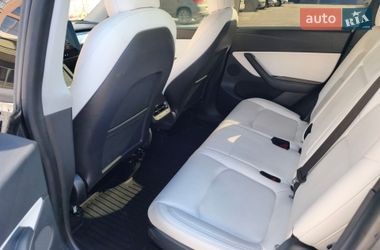 Внедорожник / Кроссовер Tesla Model Y 2021 в Киеве