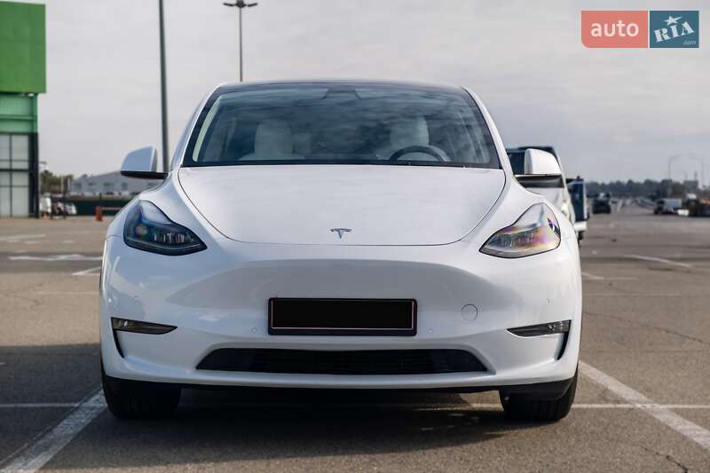 Позашляховик / Кросовер Tesla Model Y 2022 в Києві
