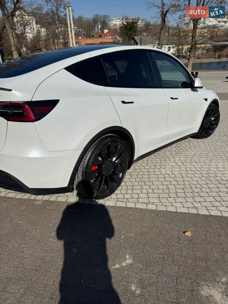 Внедорожник / Кроссовер Tesla Model Y 2022 в Львове фото 5 Внедорожник / Кроссовер Tesla Model Y 2022 в Львове