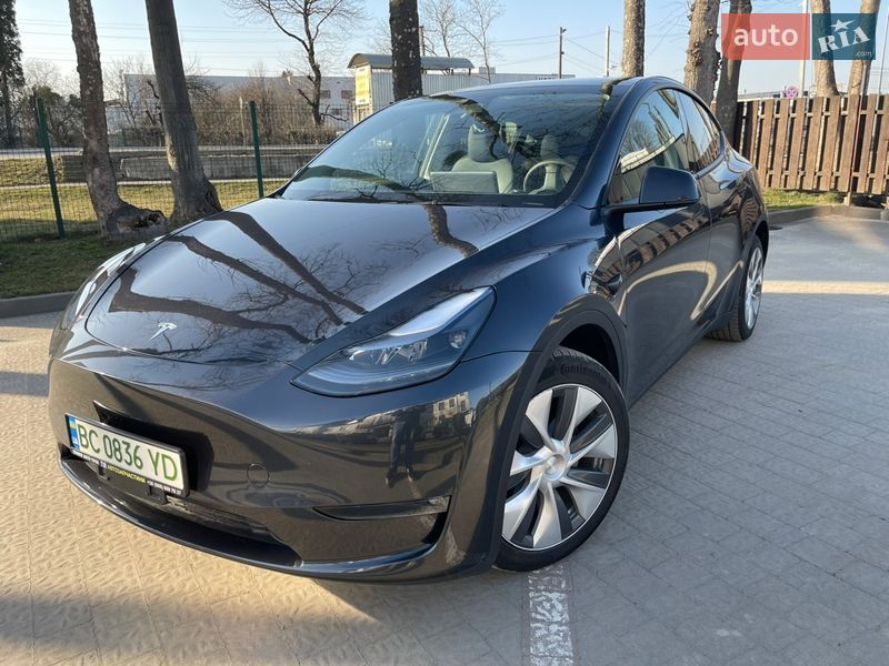 Внедорожник / Кроссовер Tesla Model Y 2024 в Стрые