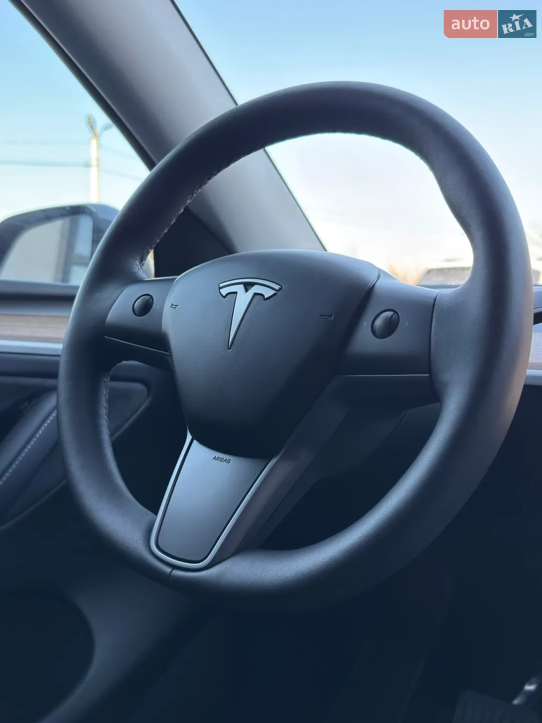 2024 Tesla Model Y - мініатюра 9
