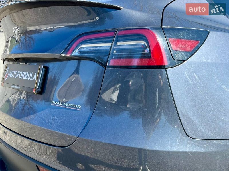 Внедорожник / Кроссовер Tesla Model Y 2022 в Киеве