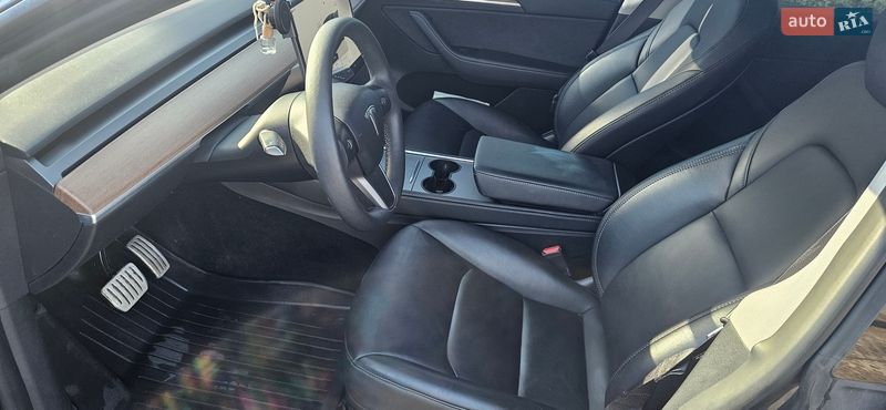 Внедорожник / Кроссовер Tesla Model Y 2023 в Харькове