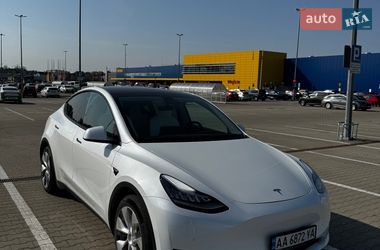 Позашляховик / Кросовер Tesla Model Y 2021 в Києві