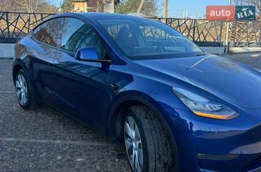 Внедорожник / Кроссовер Tesla Model Y 2023 в Львове
