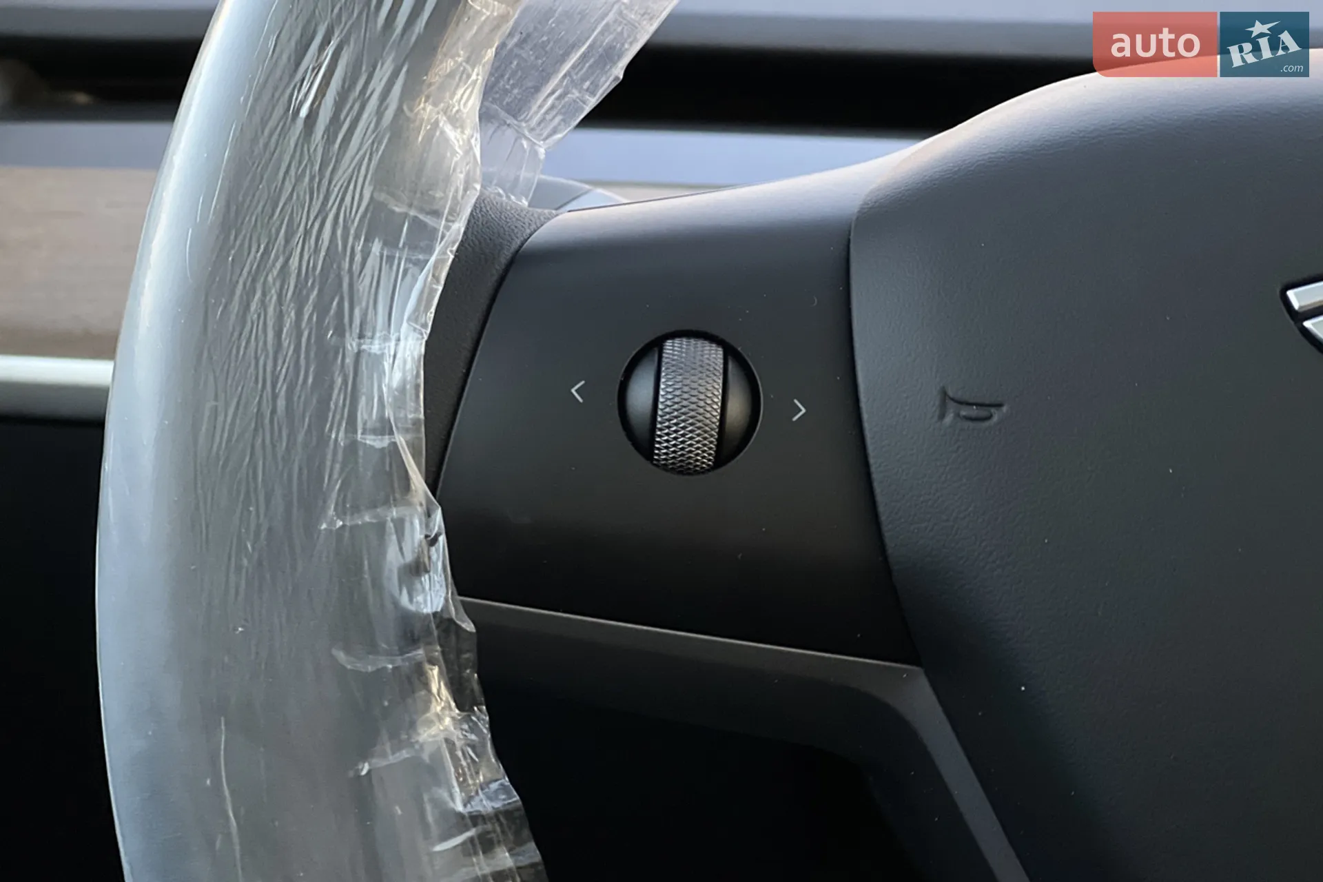 2023 Tesla Model Y - мініатюра 13