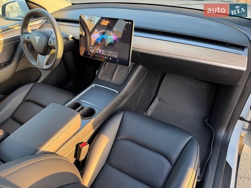 Внедорожник / Кроссовер Tesla Model Y 2023 в Киеве фото 32 Внедорожник / Кроссовер Tesla Model Y 2023 в Киеве