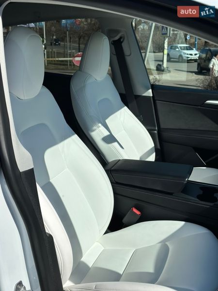 Внедорожник / Кроссовер Tesla Model Y 2023 в Софиевской Борщаговке фото 4 Внедорожник / Кроссовер Tesla Model Y 2023 в Софиевской Борщаговке