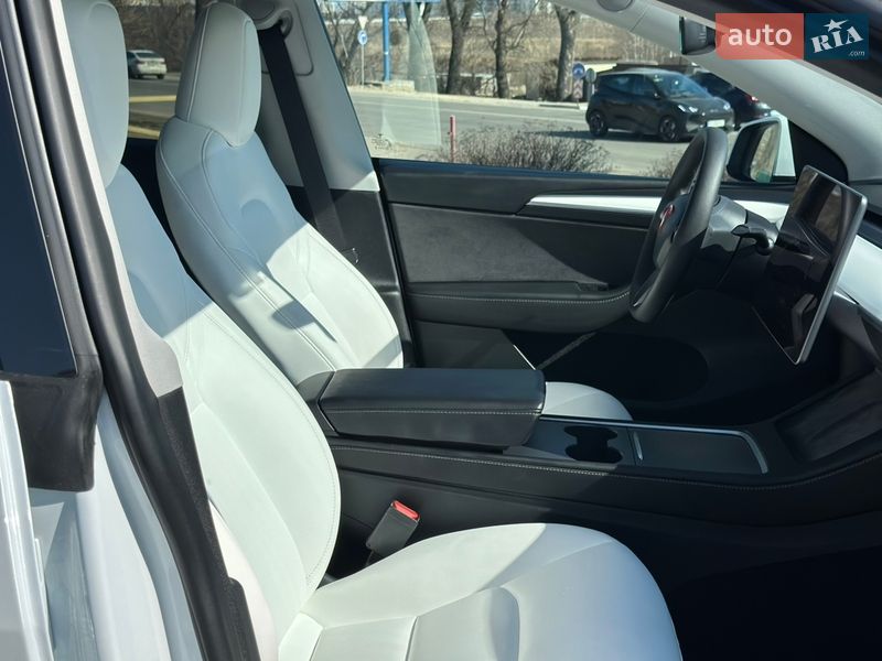 Внедорожник / Кроссовер Tesla Model Y 2023 в Софиевской Борщаговке фото 7 Внедорожник / Кроссовер Tesla Model Y 2023 в Софиевской Борщаговке