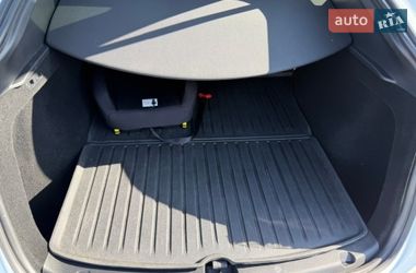 Внедорожник / Кроссовер Tesla Model Y 2024 в Ужгороде
