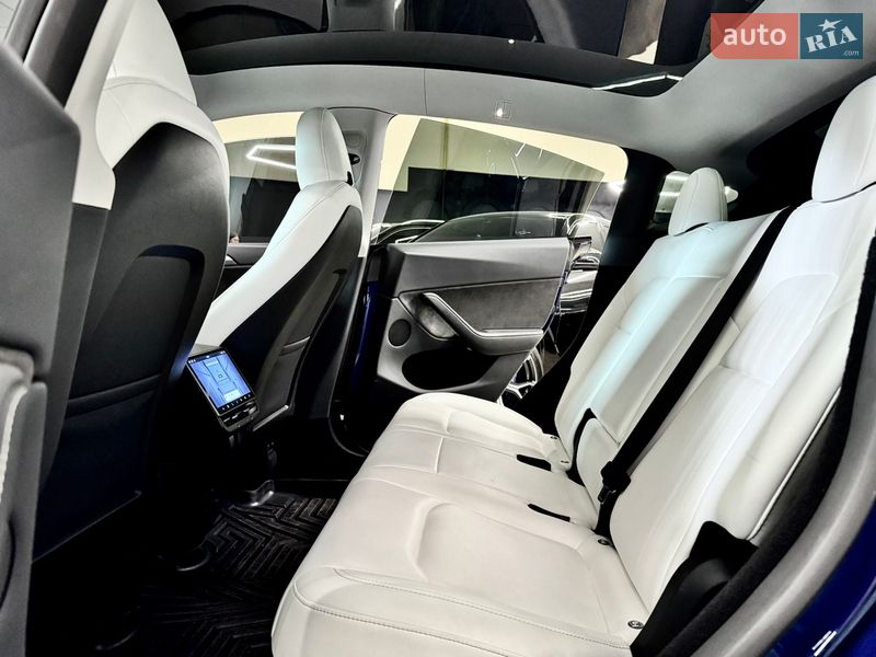 Позашляховик / Кросовер Tesla Model Y 2023 в Миколаєві