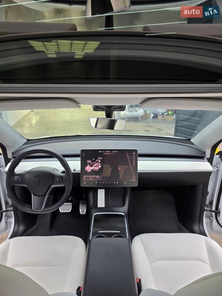 Внедорожник / Кроссовер Tesla Model Y 2021 в Киеве