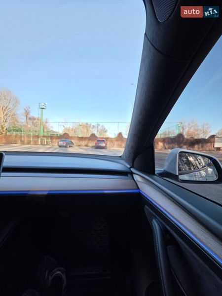 Внедорожник / Кроссовер Tesla Model Y 2023 в Днепре