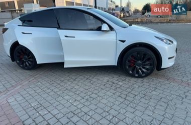 Внедорожник / Кроссовер Tesla Model Y 2023 в Днепре