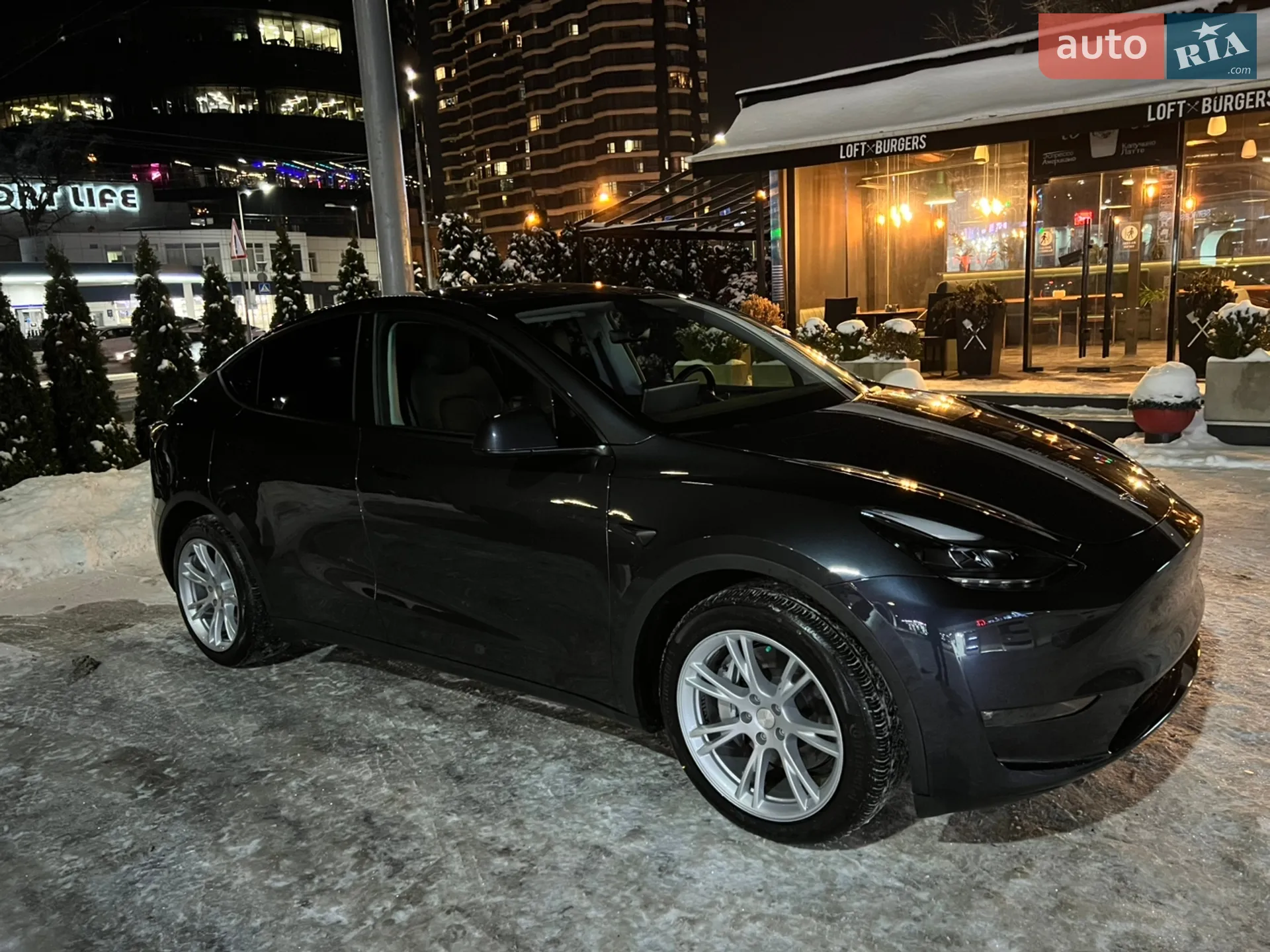 2024 Tesla Model Y - мініатюра 8