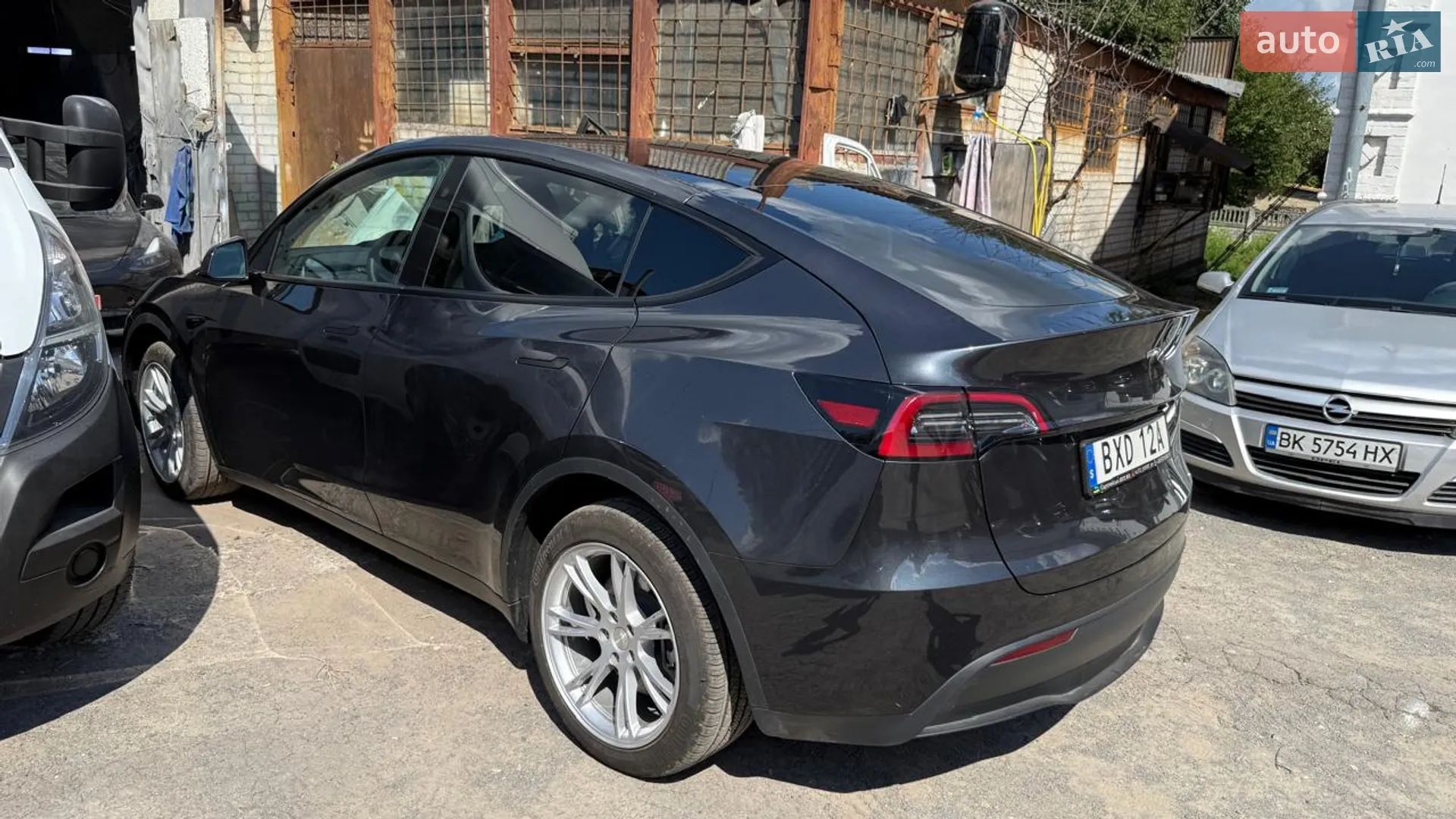 2024 Tesla Model Y - мініатюра 25