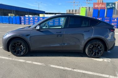 Внедорожник / Кроссовер Tesla Model Y 2022 в Киеве