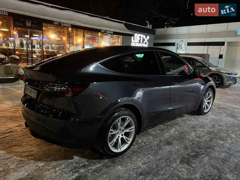 Позашляховик / Кросовер Tesla Model Y 2024 в Броварах