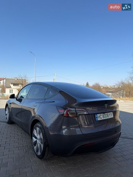 Внедорожник / Кроссовер Tesla Model Y 2023 в Дрогобыче