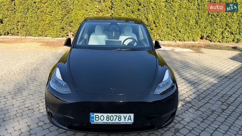 Позашляховик / Кросовер Tesla Model Y 2024 в Тернополі