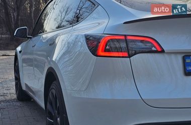 Внедорожник / Кроссовер Tesla Model Y 2023 в Днепре