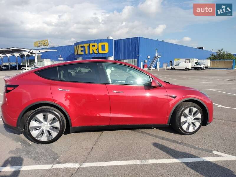 Tesla Model Y 2023 Tesla Model Y 2023