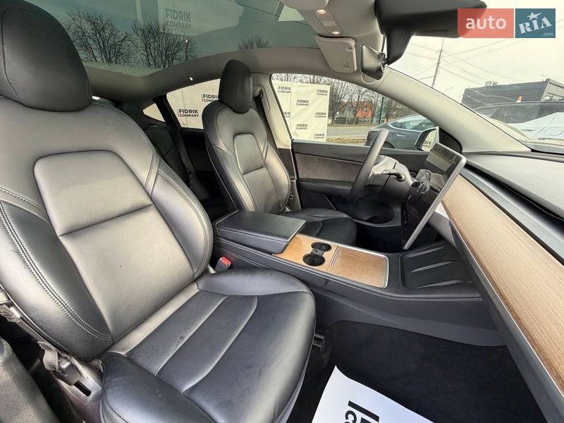Внедорожник / Кроссовер Tesla Model Y 2022 в Луцке