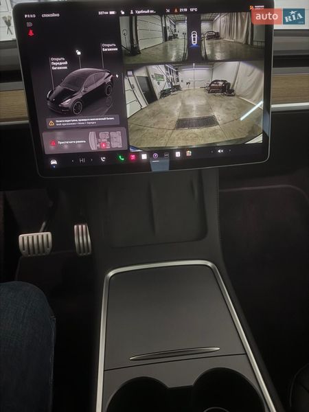 Внедорожник / Кроссовер Tesla Model Y 2024 в Киеве