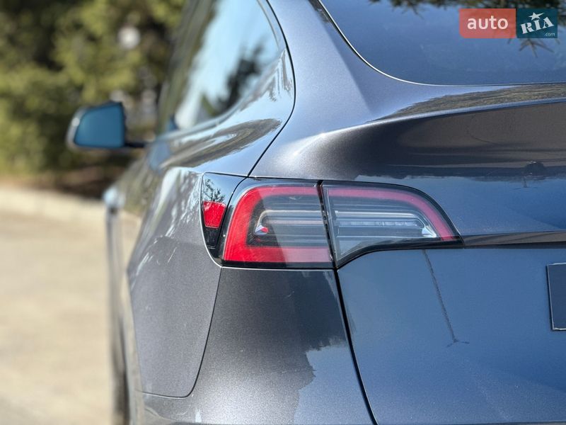 Внедорожник / Кроссовер Tesla Model Y 2023 в Тернополе