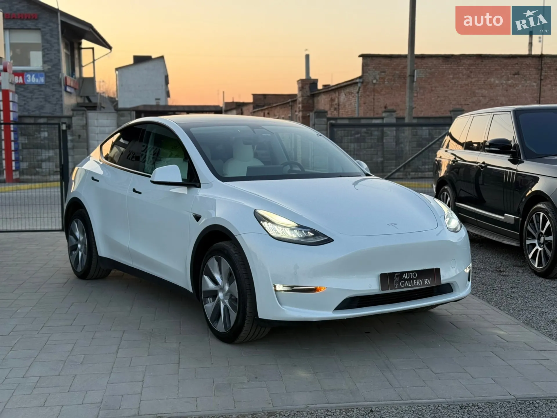 2022 Tesla Model Y - мініатюра 5