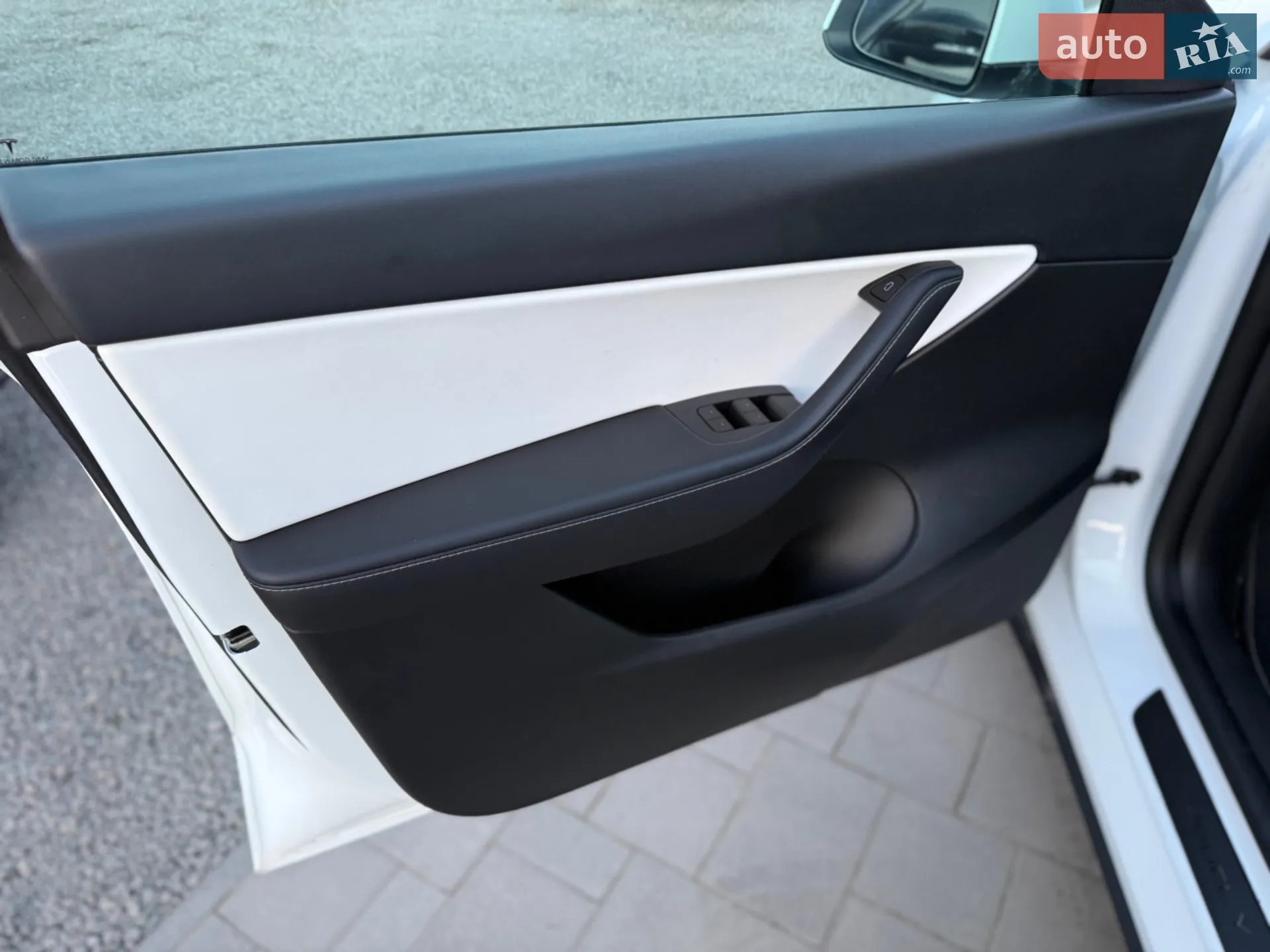 2022 Tesla Model Y - мініатюра 17