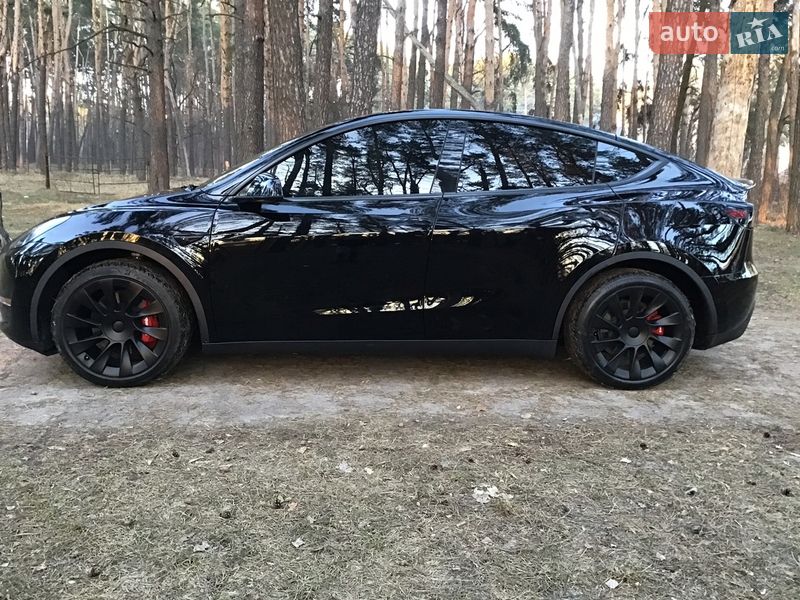 Tesla Model Y 2022
