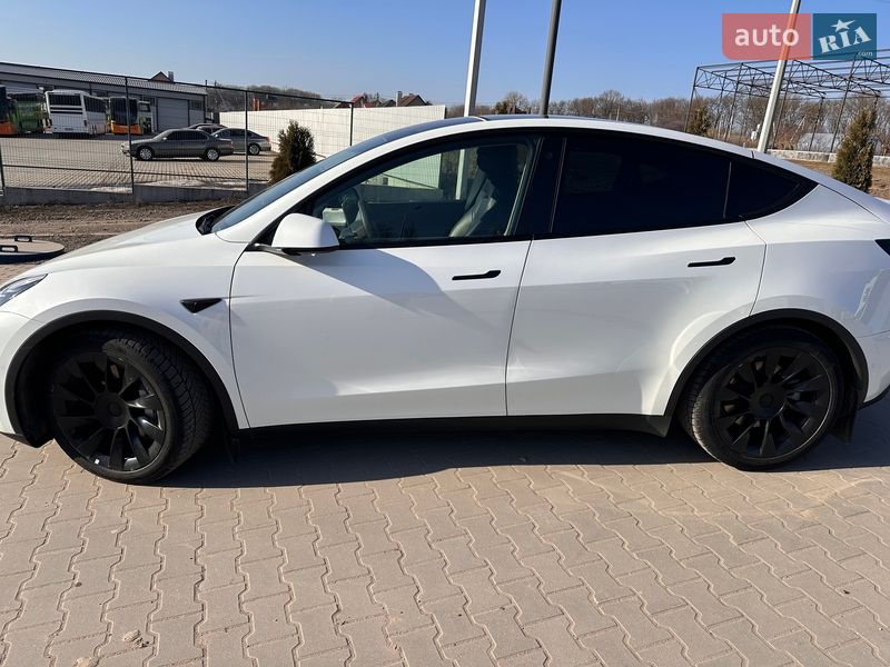 Внедорожник / Кроссовер Tesla Model Y 2022 в Хмельницком фото 2 Внедорожник / Кроссовер Tesla Model Y 2022 в Хмельницком
