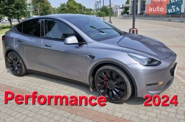 Внедорожник / Кроссовер Tesla Model Y 2024 в Днепре