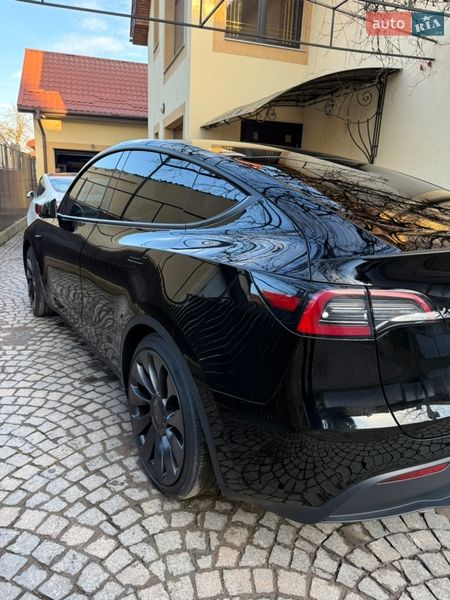 Внедорожник / Кроссовер Tesla Model Y 2024 в Дрогобыче