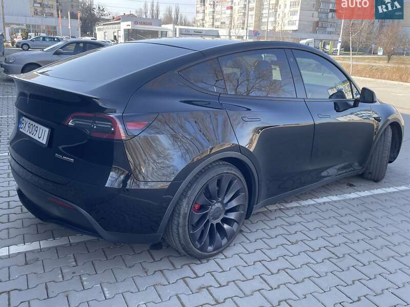 Внедорожник / Кроссовер Tesla Model Y 2021 в Хмельницком