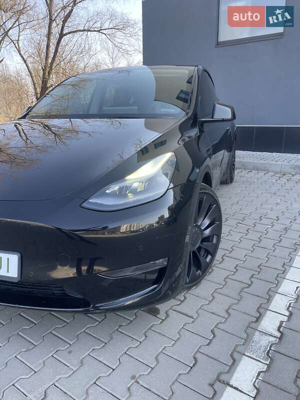 Внедорожник / Кроссовер Tesla Model Y 2021 в Хмельницком