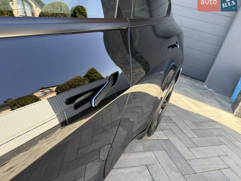 Позашляховик / Кросовер Tesla Model Y 2025 в Хмельницькому