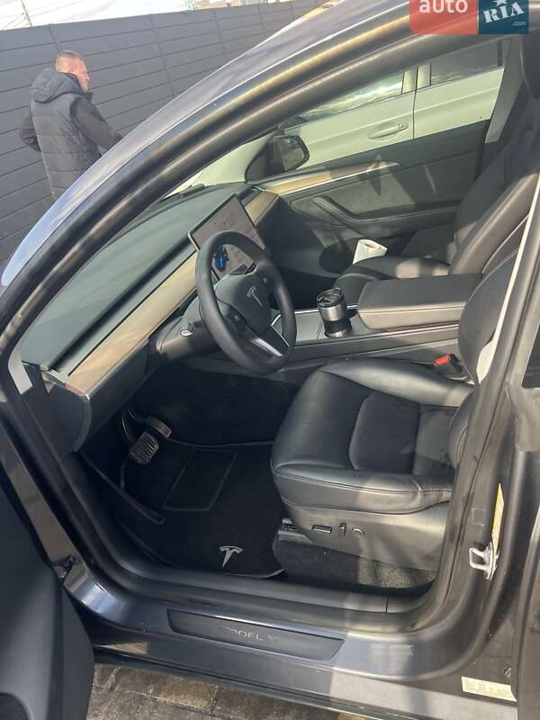 Внедорожник / Кроссовер Tesla Model Y 2023 в Киеве фото 16 Внедорожник / Кроссовер Tesla Model Y 2023 в Киеве