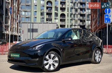 Внедорожник / Кроссовер Tesla Model Y 2024 в Киеве