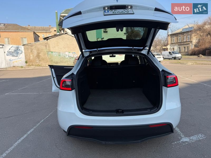 Внедорожник / Кроссовер Tesla Model Y 2023 в Николаеве